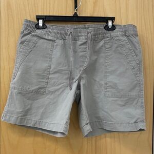 Natural Reflections Men's Light Gray Flat Front Shorts